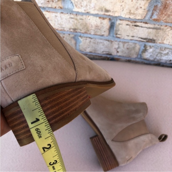 Cole Haan Laina Bootie Plain Toe Suede Plain Chelsea Boots Elegant Style Sz 9B - Picture 14 of 16
